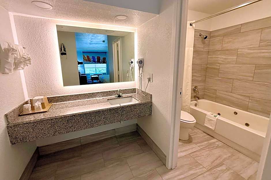 Days Inn by Wyndham Eglin AFB