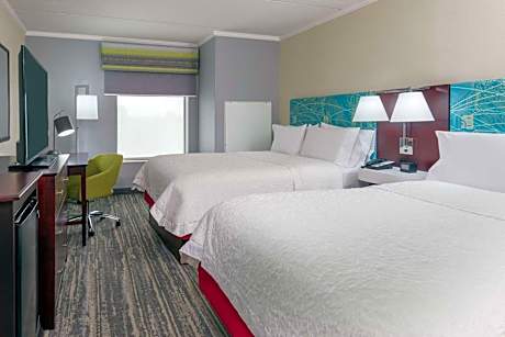 Queen Room with Two Queen Beds - Hearing Access/Non-Smoking