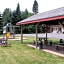 Maple Leaf Motel