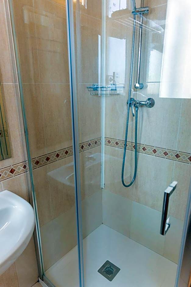 Hostal Josefina-Gran Vía