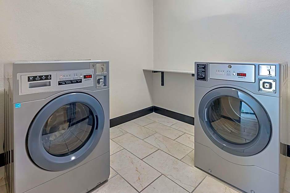 Best Western Plus Executive Residency Carlsbad Hotel