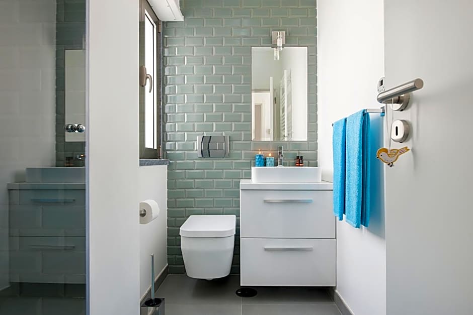 Beachouse - Surf, Bed & Breakfast