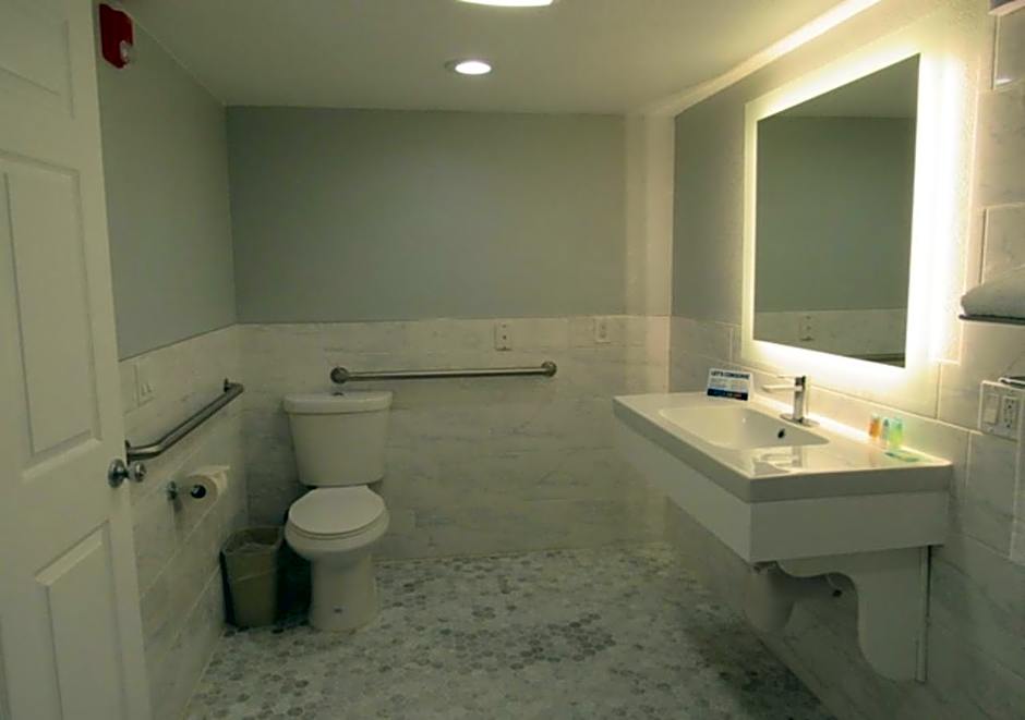 Capri Suites Anaheim