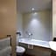 Crowne Plaza London Ealing By IHG