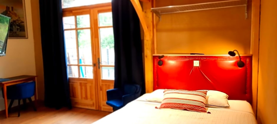 Transhumance& cie, Hôtel-restaurant