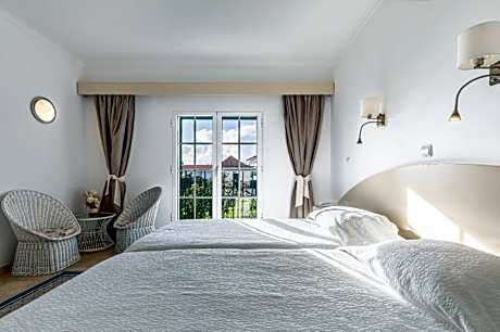 Single Room with Garden View