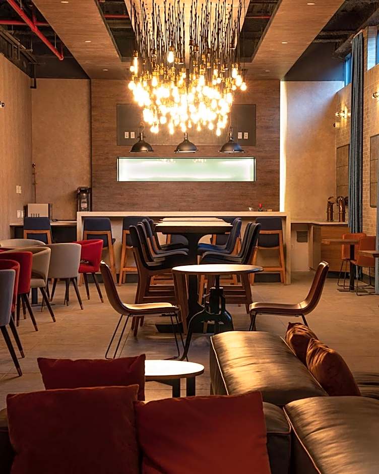 Hotel 42