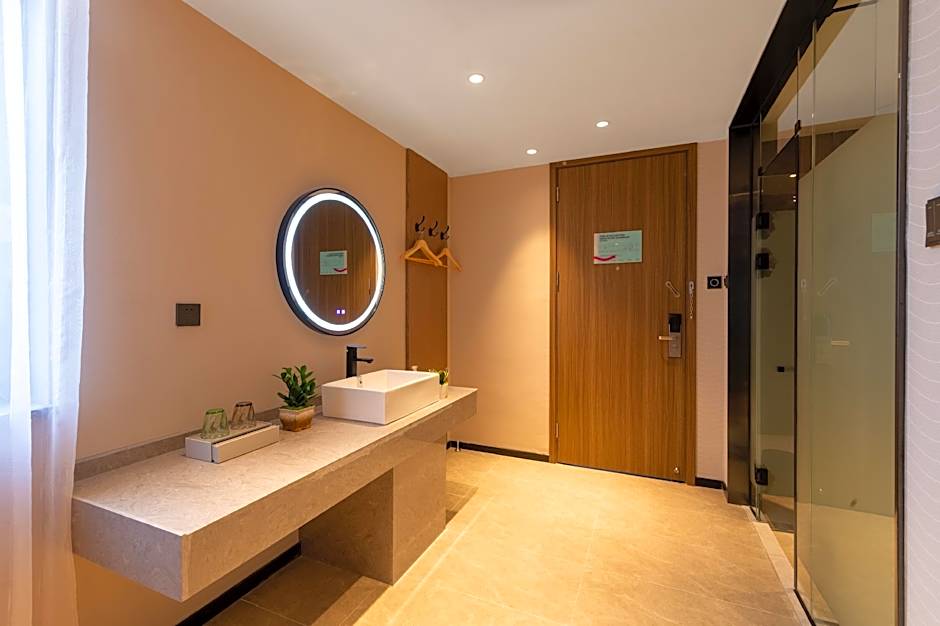 Echarm Hotel Zhaoqing Sihui Tianguangxu Jade City