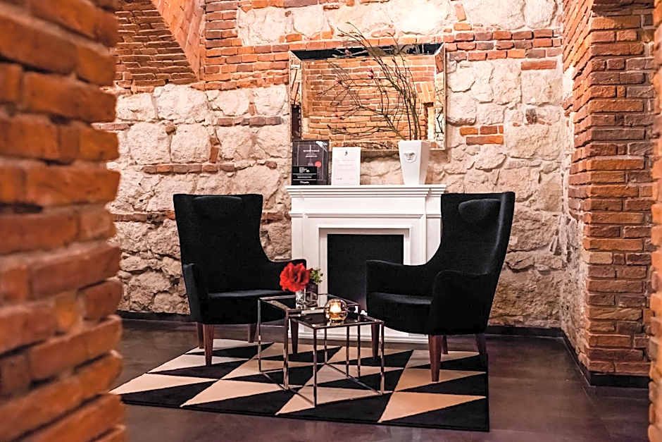 Queen Boutique Hotel