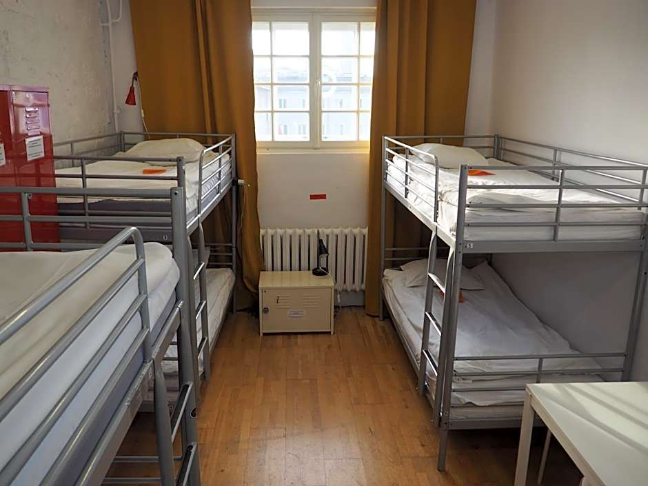 New World St Hostel
