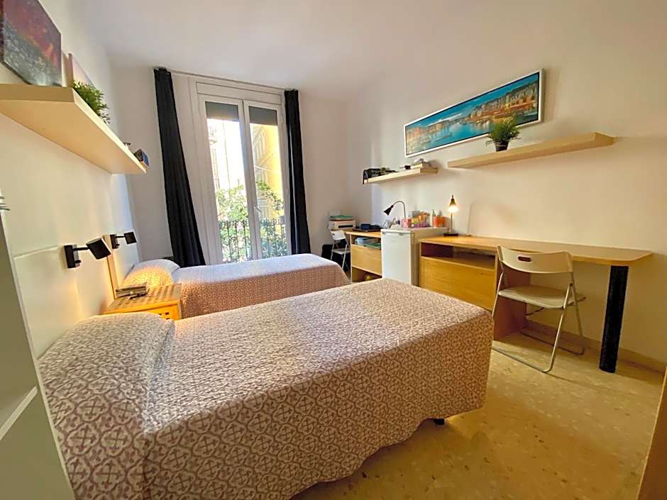 Barcelona Housing recommend for Students