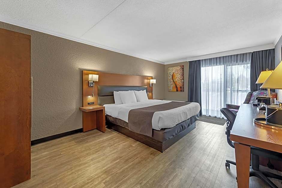 Best Western Plus Hotel Universel Drummondville