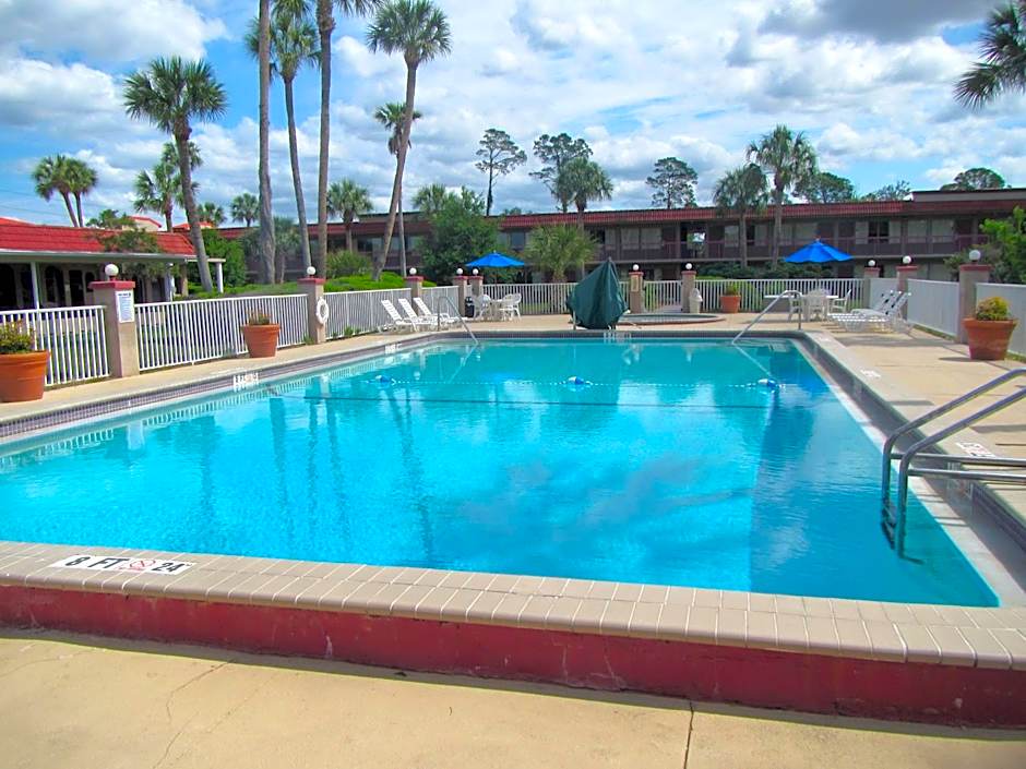 Motel 6 Spring Hill, FL - Weeki Wachee