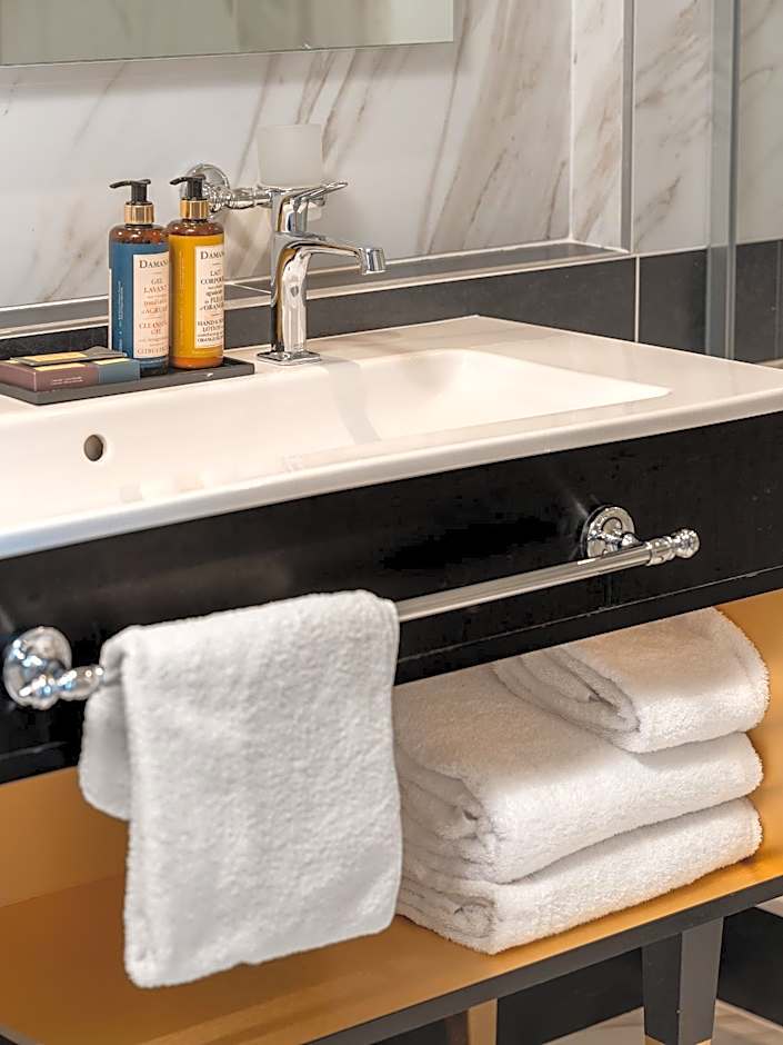 Niepce Paris, Curio Collection By Hilton