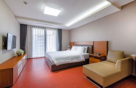 Family Suite - Pet Friendly