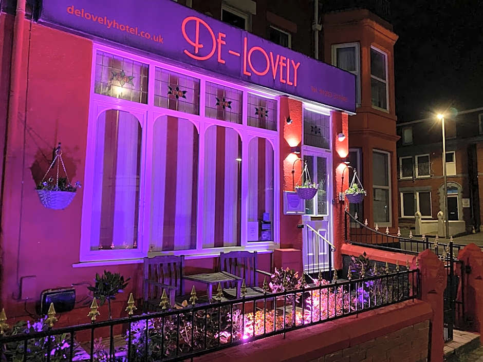 Delovely Hotel