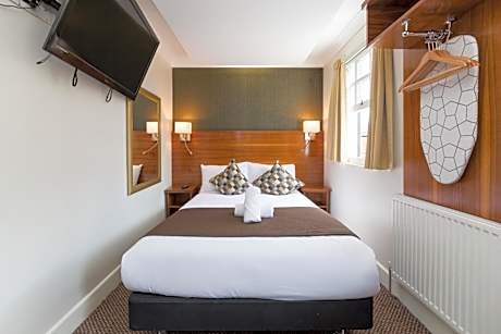 Chester Hotel