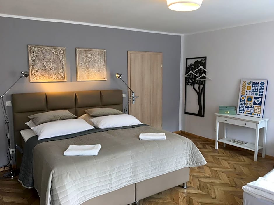 TM Suites