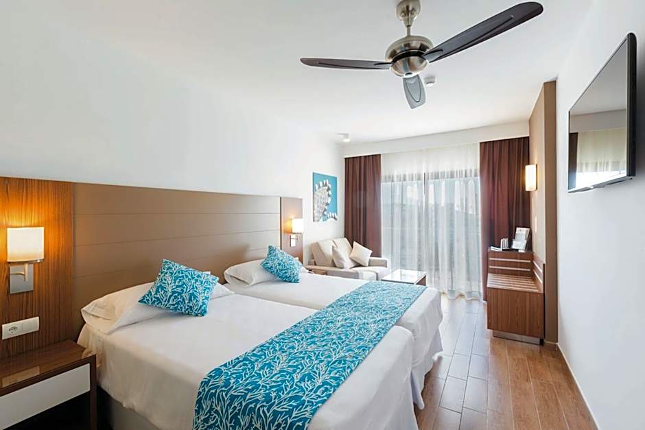 Hotel Riu Bravo - 0'0 All Inclusive