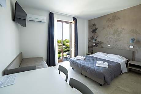 Junior Suite with Pool View