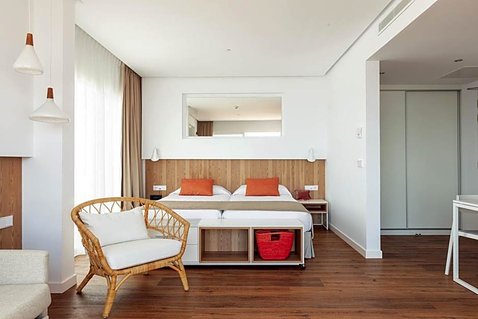 Aparthotel Ponent Mar