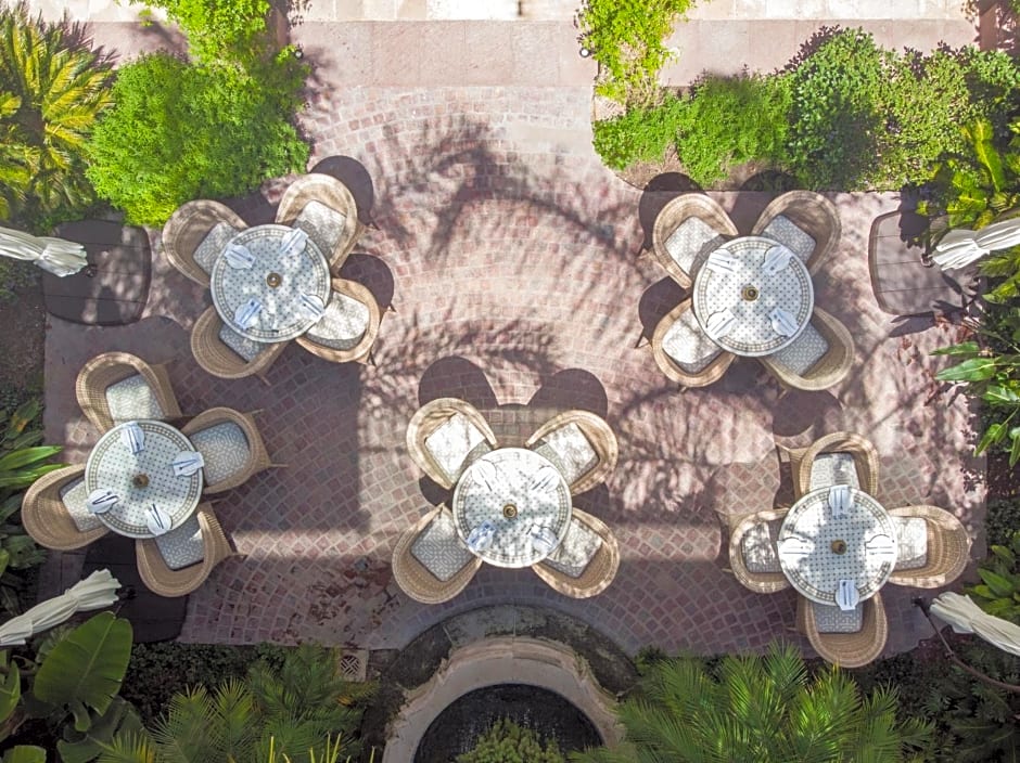 HOTEL CASA BLANCA 7