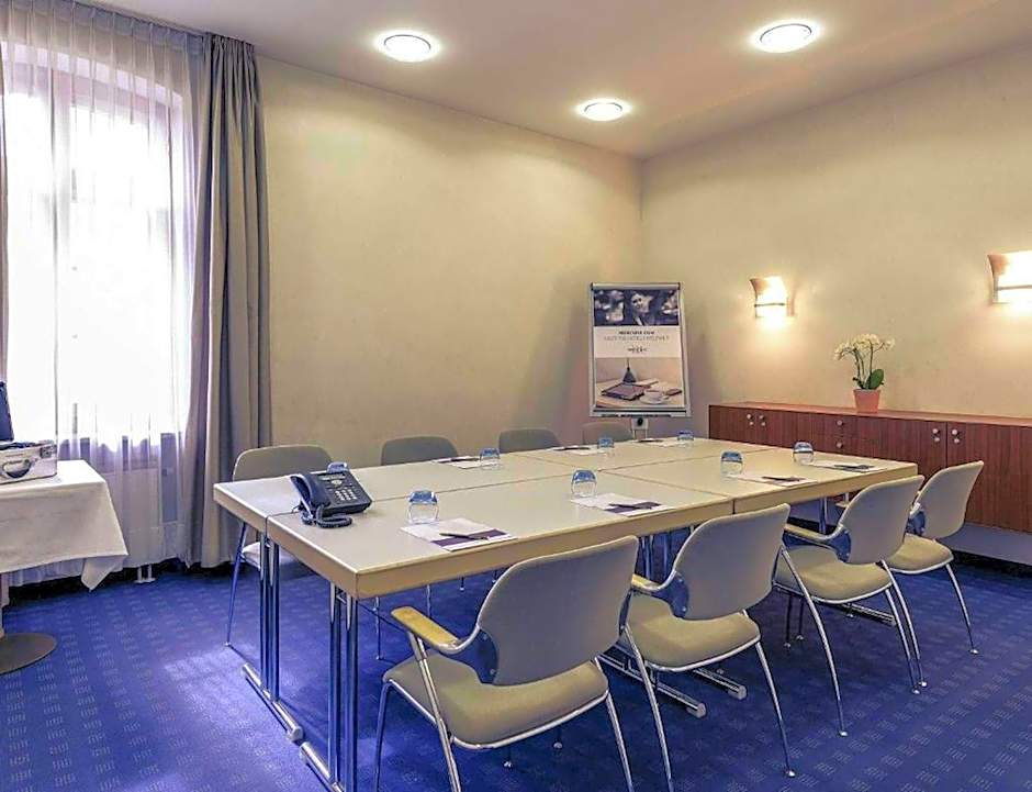 Sunday Hotel Munchen Airport Freising