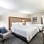 Holiday Inn Express Hotel & Suites Boston-Cambridge