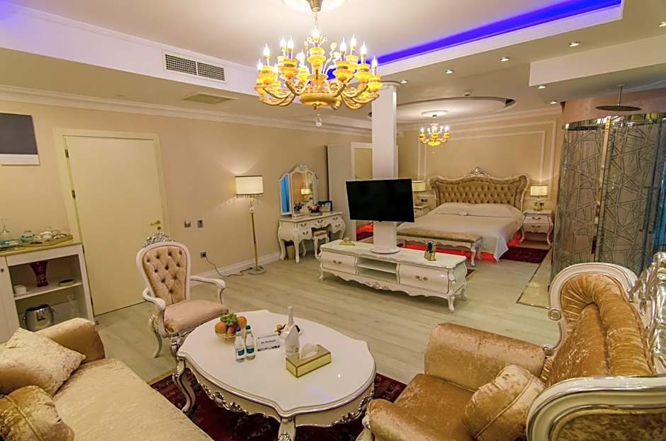 Phoenicia Royal Hotel