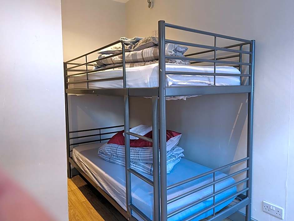 Hostel Rooms In Camden