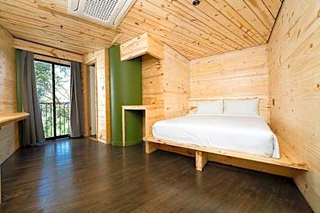 Cabin Room