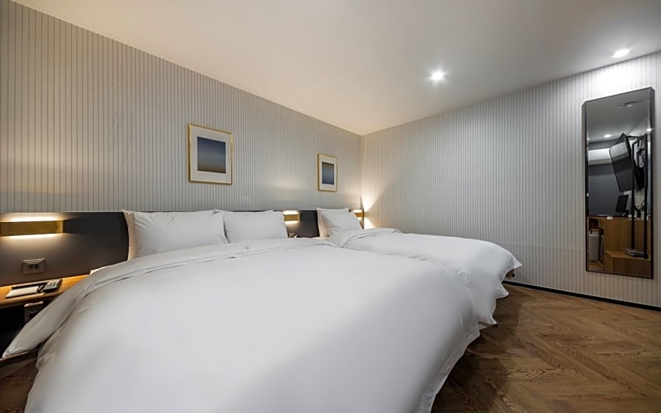 Changwon Masan Shinpo No. 25