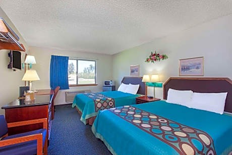 Queen Room with Two Queen Beds - Smoking