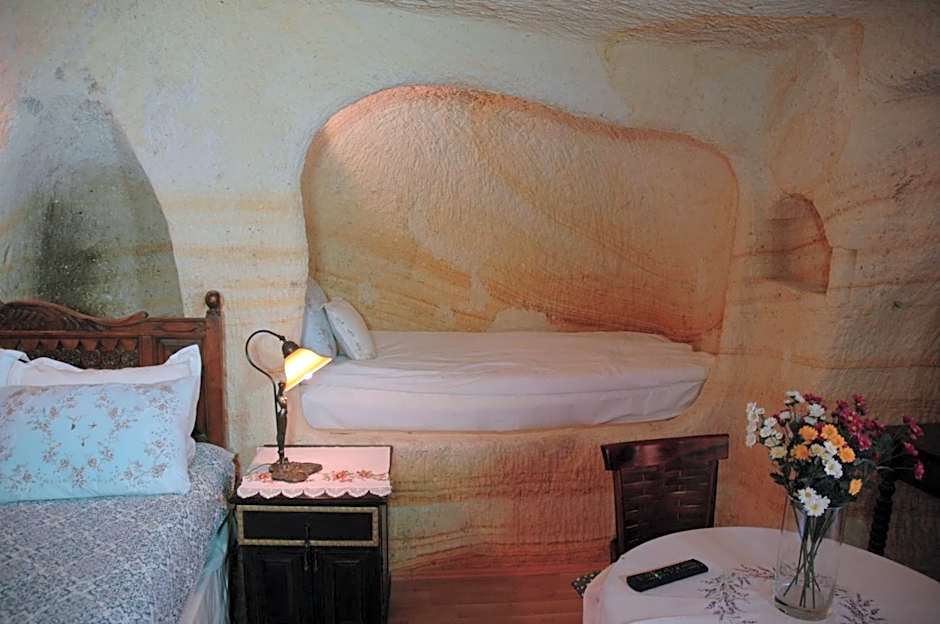 Elkep Evi Cave Hotel