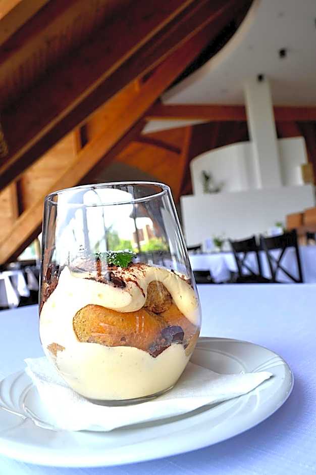 Tekergő Motel és Étterem