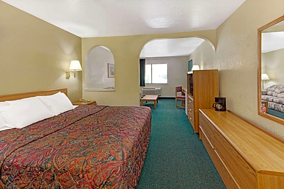 Days Inn by Wyndham Espanola