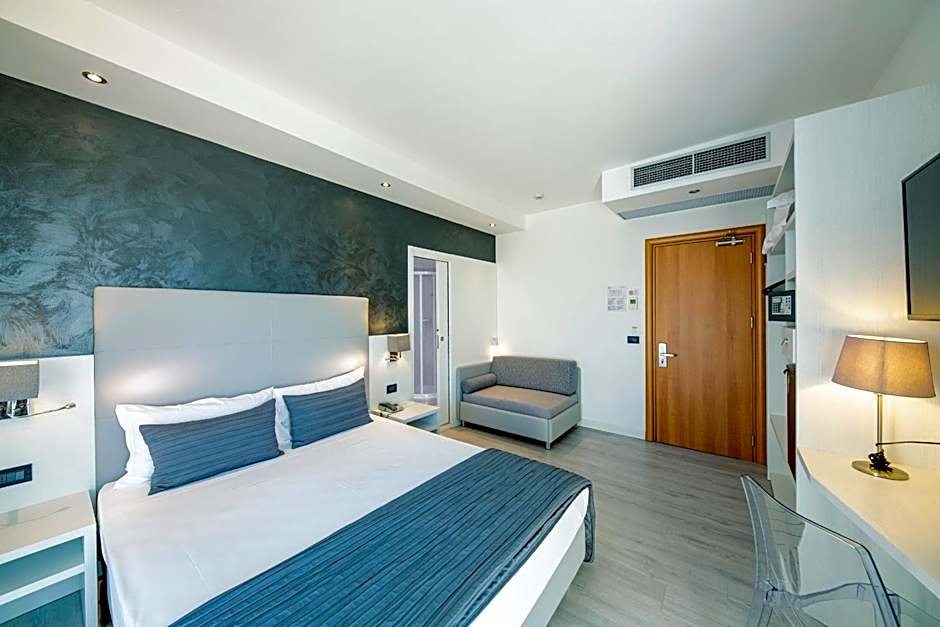 Hotel Sayonara