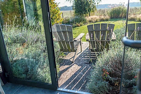 Deluxe Suite (3-4 Adults) with Private Terrasse