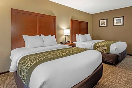 Queen Room with Two Queen Beds - Accessible/Non-Smoking