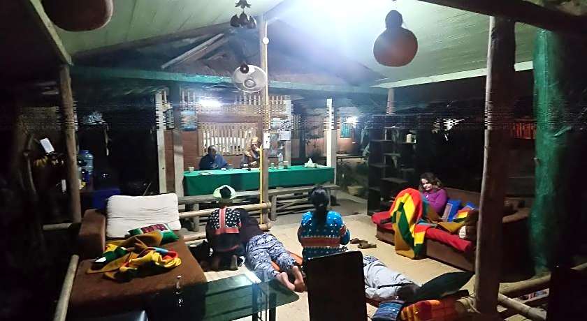 Hill Tribe Art House (Lahu & Akha Homestay)