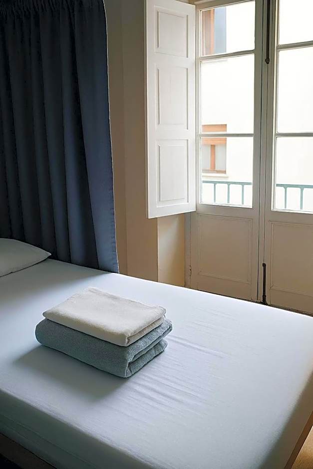 Black Swan Hostel Sevilla