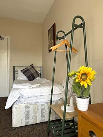 Single Room with Shared Bathroom