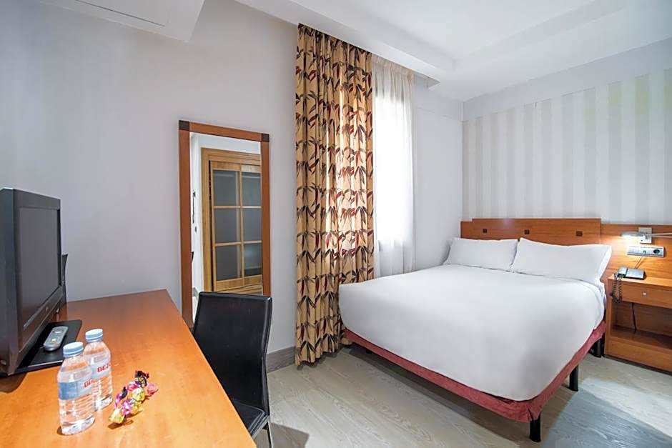 Petit Palace Preciados