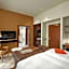Reykjavik Consulate Hotel, Curio Collection by Hilton