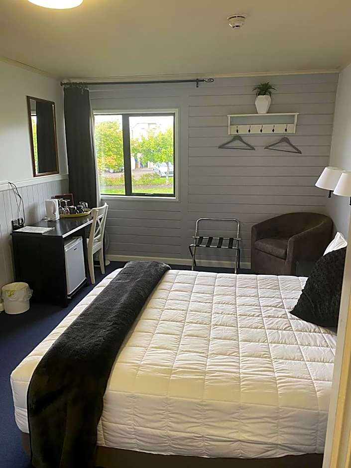 Lakefront Lodge Taupo