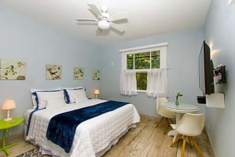 Double or Twin Room with Private Bathroom