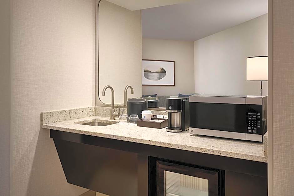 Hyatt Regency Suites Atlanta Northwest