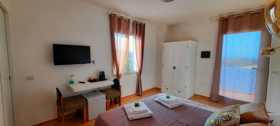 Monte Becco panoramic rooms
