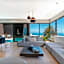 Amara 2 -Designer Penthouse with Solar Power
