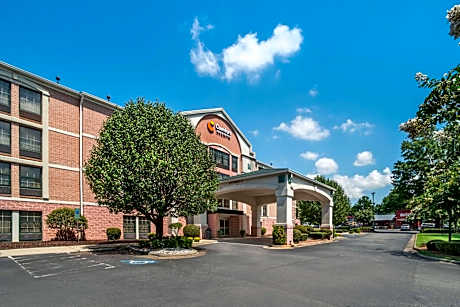 Comfort Inn & Suites Cornelius Lake Norman